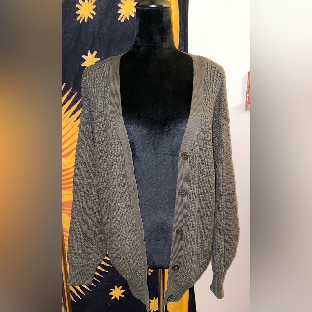 Army Green Waffle Knit Cardigan Women’s Medium